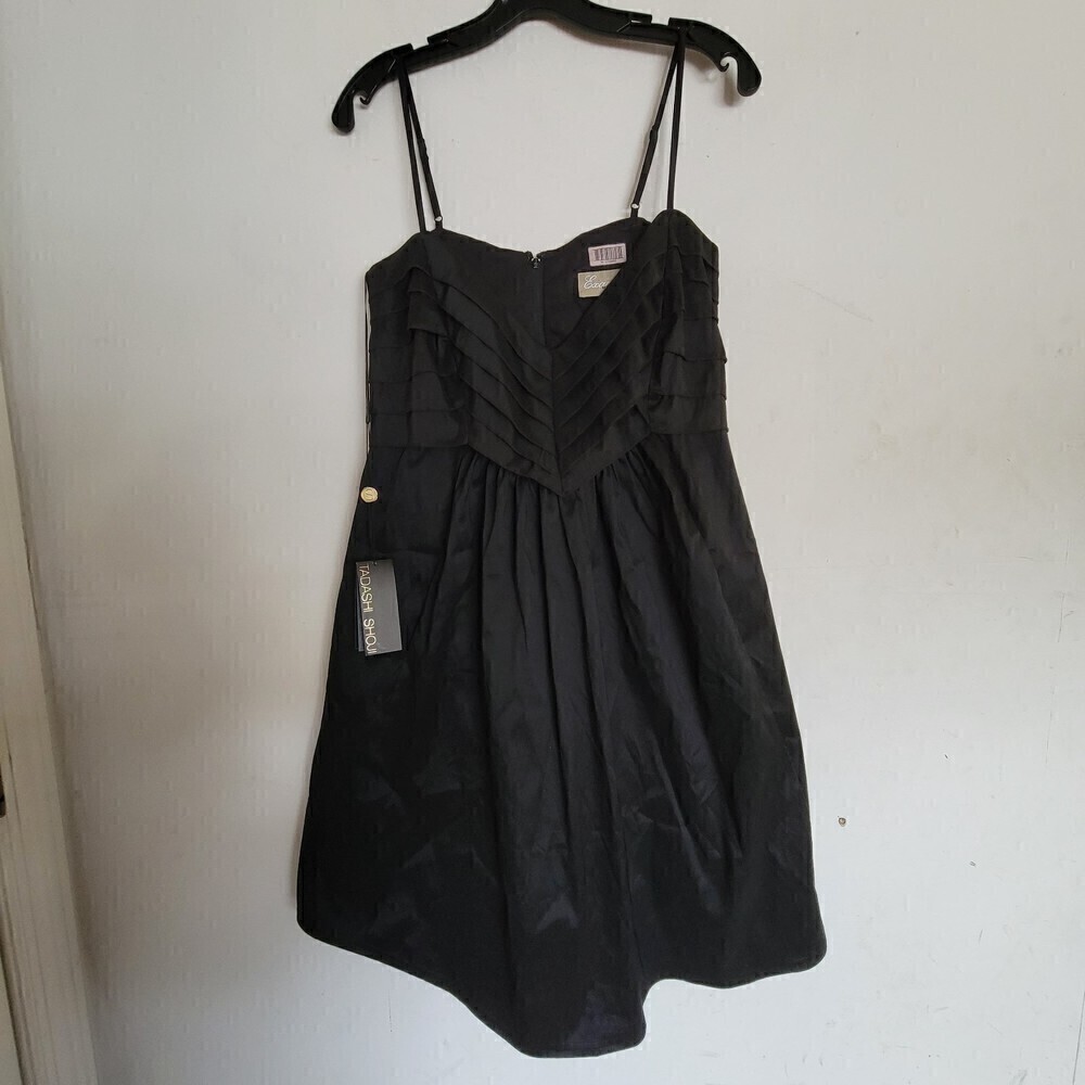 NEW Tadashi Shoji Black Spaghetti Strap Fit and Flare Dress Size Medium